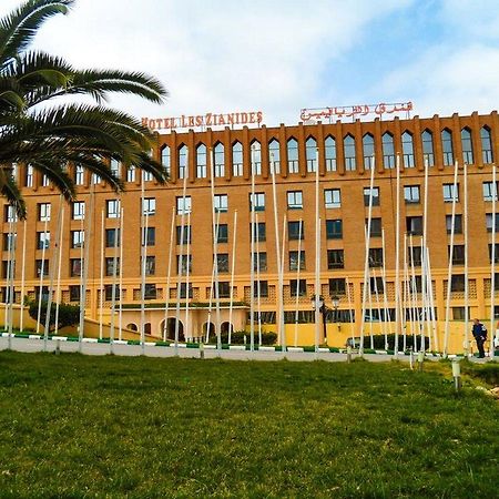Hotel Les Zianides Tlemcen Bagian luar foto