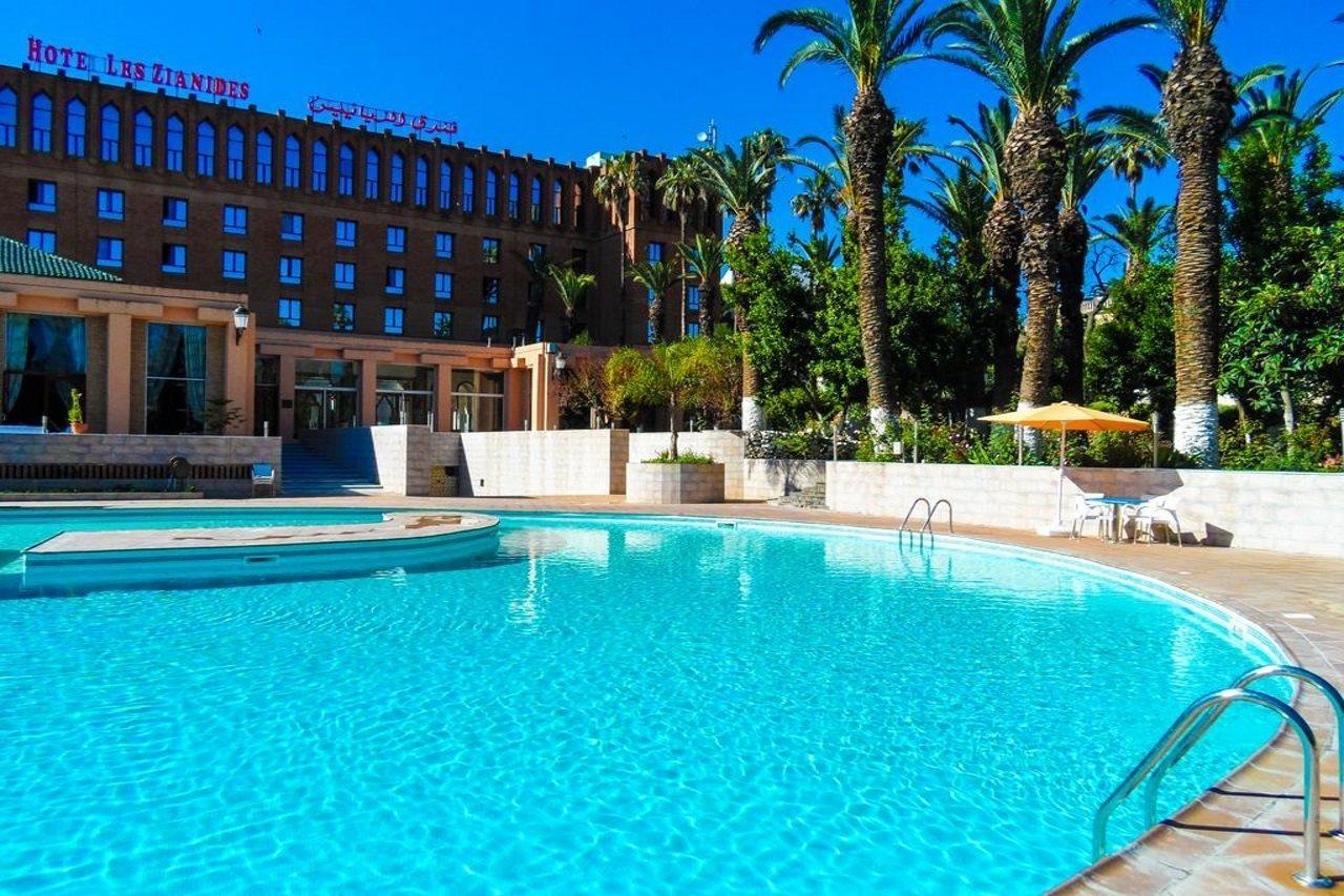 Hotel Les Zianides Tlemcen Bagian luar foto