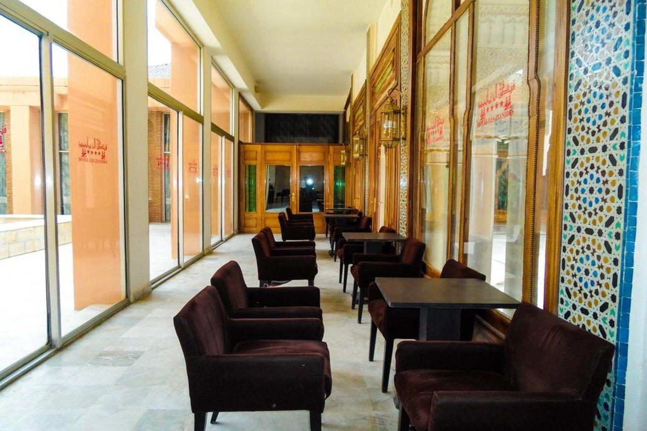 Hotel Les Zianides Tlemcen Bagian luar foto