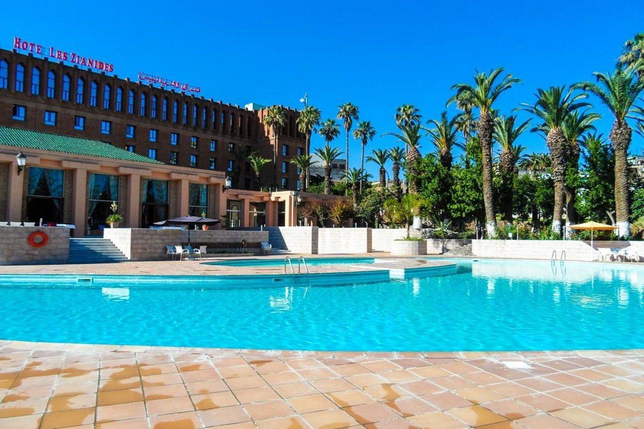 Hotel Les Zianides Tlemcen Bagian luar foto