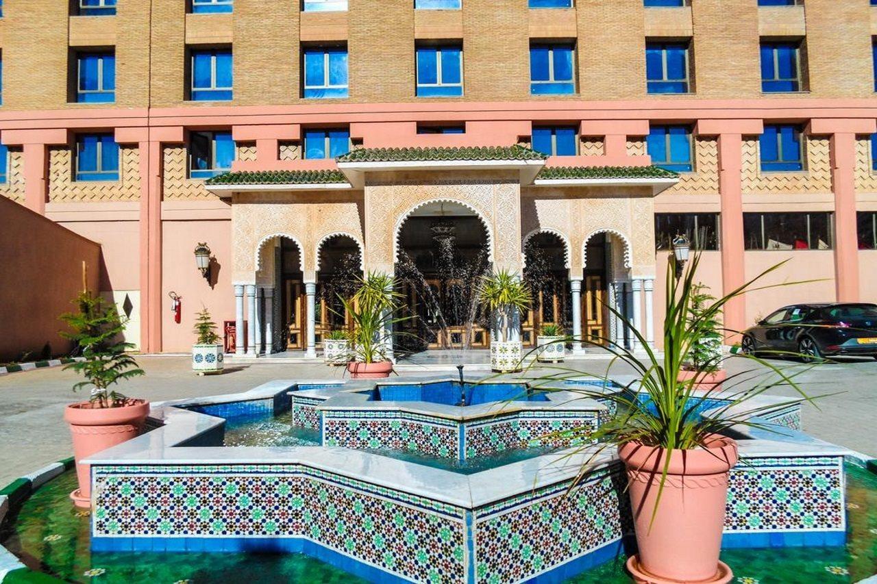 Hotel Les Zianides Tlemcen Bagian luar foto