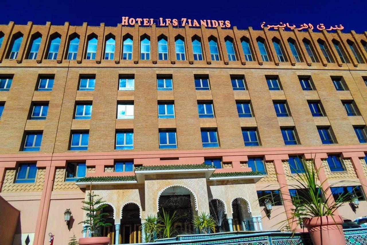 Hotel Les Zianides Tlemcen Bagian luar foto