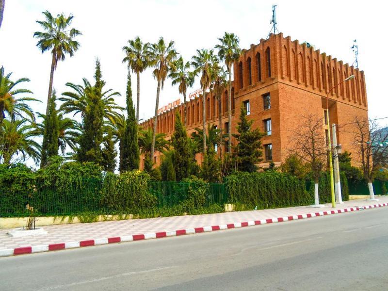 Hotel Les Zianides Tlemcen Bagian luar foto