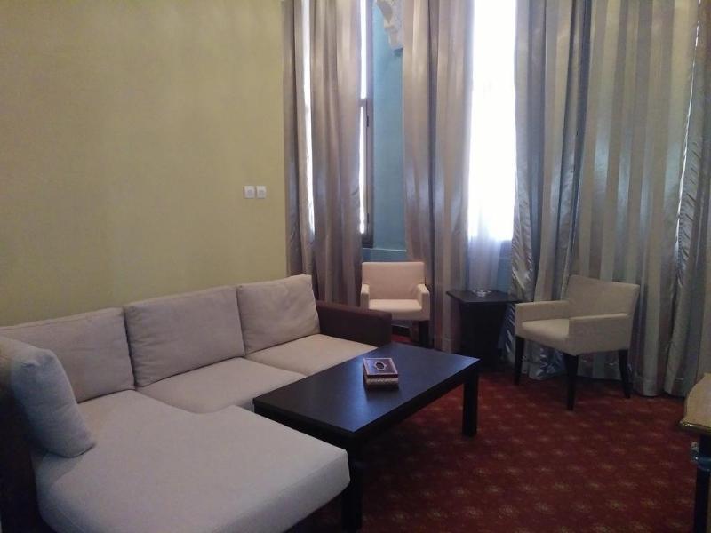 Hotel Les Zianides Tlemcen Bagian luar foto