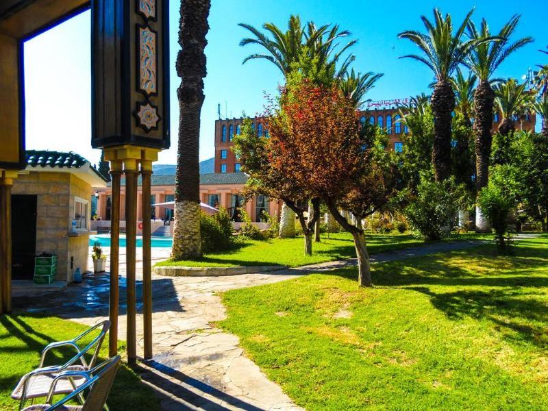 Hotel Les Zianides Tlemcen Bagian luar foto