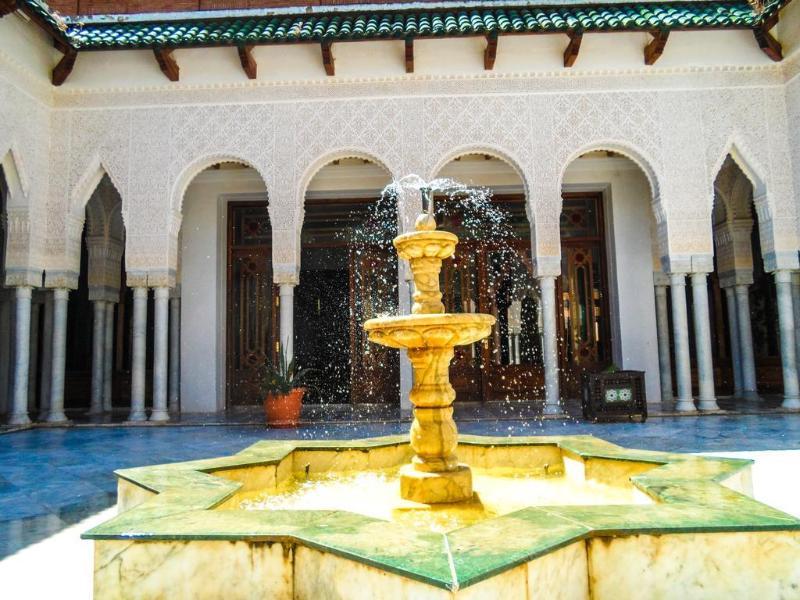 Hotel Les Zianides Tlemcen Bagian luar foto