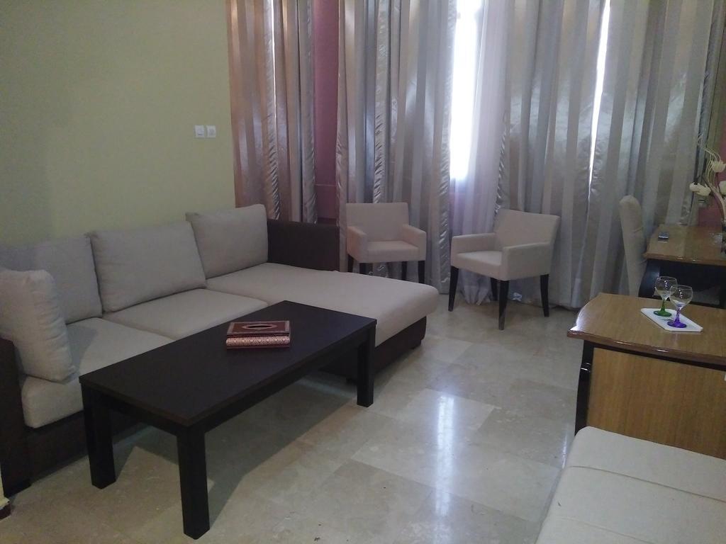 Hotel Les Zianides Tlemcen Bagian luar foto